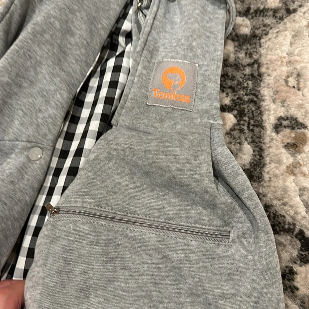 Gray Pet Sling Carrier with Checked Lining - Brand: